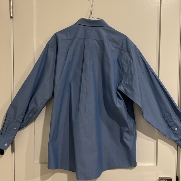 L.L. Bean Men’s Dress Button Down Shirt - Blue - Wrinkle Free Material - Picture 5 of 6
